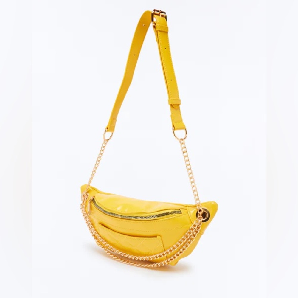 •Out & About• Mustard Yellow Quilted Belt Bag Trendy Chain Crossbody Fanny Pack - Picture 4 of 4